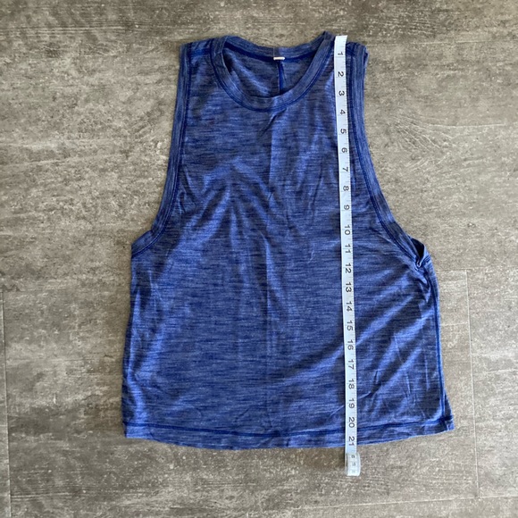 Lululemon Cardio Squad Tank - Size 2 - Picture 4 of 5